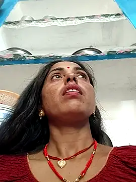 Snapshot of Mahima_rani34 chatting on July 28, 7:48 am Mahima rani34 online show from July 28, 7:48 am