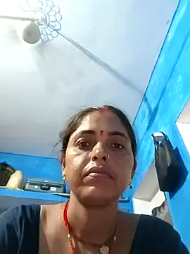 Snapshot of Mahima_rani34 chatting on July 29, 5:11 pm Mahima rani34 online show from July 29, 5:11 pm
