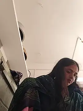 Snapshot of Mahima_rani34 chatting on July 31, 8:03 am Mahima rani34 online show from July 31, 8:03 am