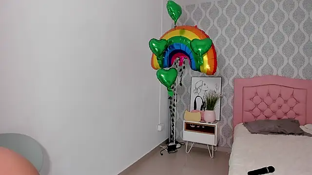 Zenith glow online show from March 19, 2:21 pm