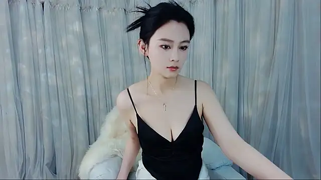 HCOCO online show from April 29, 1:26 pm