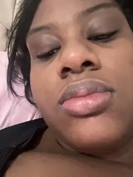 amorasecy online show from December 23, 9:18 am