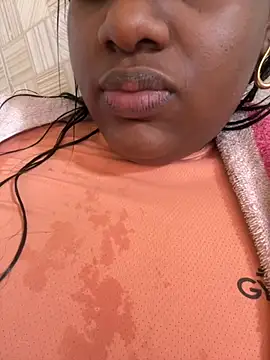 Snapshot of amorasecy chatting on April 9, 1:38 pm amorasecy online show from April 9, 1:38 pm