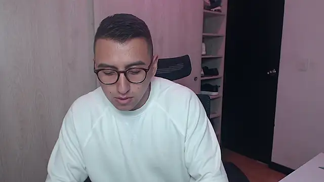 DanteVesper online show from April 29, 2:48 am