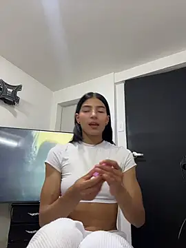 Ema Rose  online show from April 7, 8:31 pm