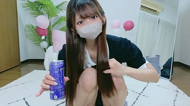 Snapshot of Kiki-jpn chatting on June 22, 12:02 pm Kiki-jpn online show from June 22, 12:02 pm