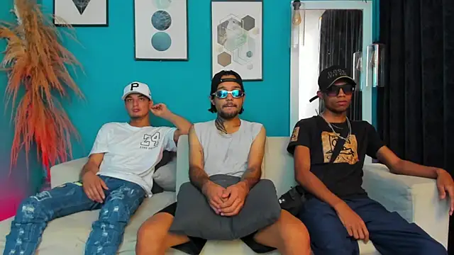 TheWolfpack  online show from January 18, 7:17 pm