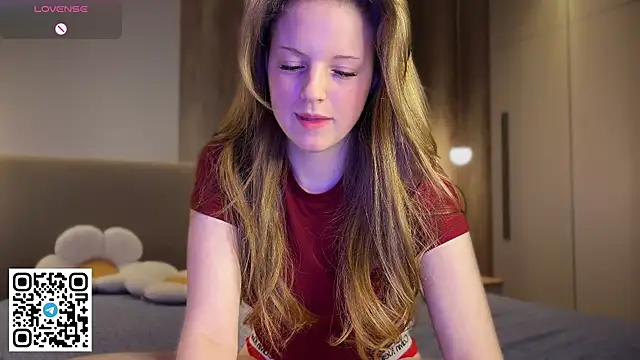 Snapshot of steffi_meoww chatting on May 3, 8:26 pm steffi meoww online show from May 3, 8:26 pm
