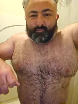 MacGuyver20 online show from February 19, 3:46 am