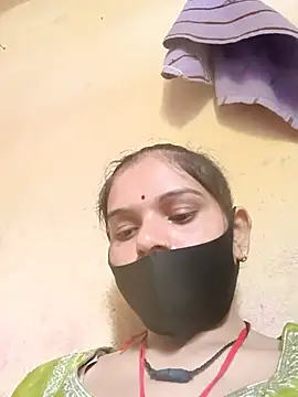 Snapshot of Krishna_pal chatting on June 17, 9:23 am Krishna pal online show from June 17, 9:23 am