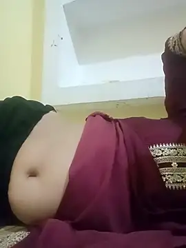 Snapshot of suman_bhabhi001 chatting on February 27, 7:14 pm suman bhabhi001 online show from February 27, 7:14 pm