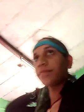 Karishma singh online show from April 20, 2:25 am