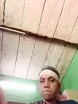 Karishma singh online show from April 21, 3:35 am