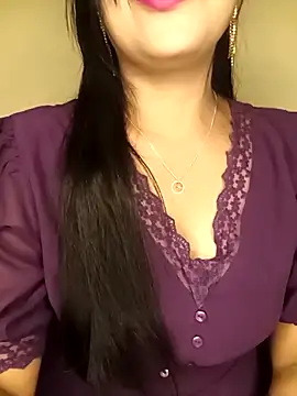 Deshi bhabhi143 online show from April 16, 1:45 pm