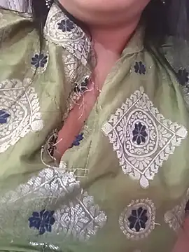 Deshi bhabhi143 online show from June 5, 6:09 am