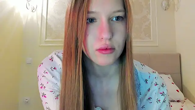 Alllura online show from February 5, 10:14 pm