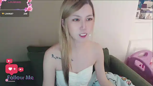whitecat13 online show from May 20, 10:32 am