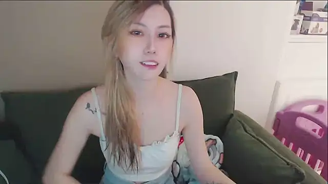 whitecat13 online show from May 25, 11:27 am