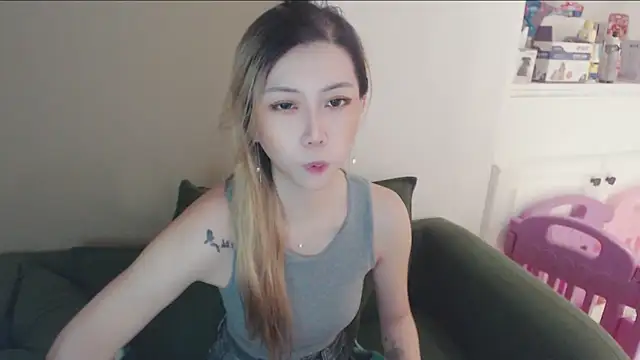 whitecat13 online show from July 20, 1:35 pm
