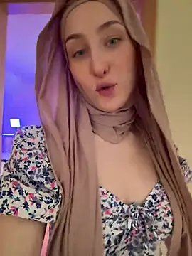 LuxBrunette  online show from June 20, 4:26 am