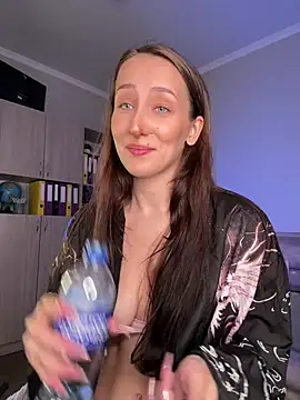 LuxBrunette  online show from June 29, 6:19 am