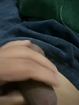 mouraerik123 online show from January 9, 5:37 pm