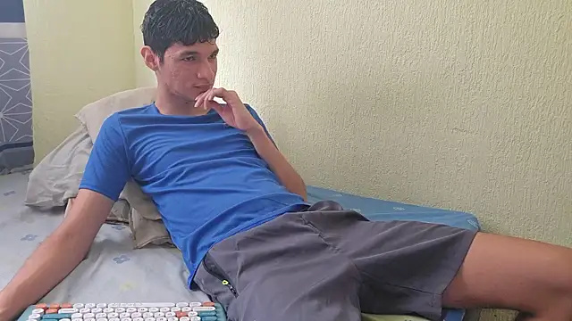 LeonS 20cm online show from February 1, 5:22 pm