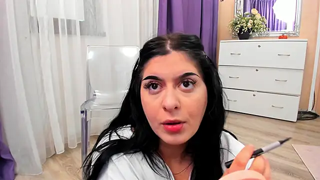 NayaNoirX online show from April 1, 4:57 am