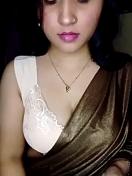 Saumyy online show from April 21, 5:50 pm