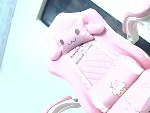 latina ts july online show from April 25, 2:47 pm