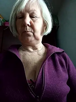 KlaudiaDarling online show from January 14, 8:31 am