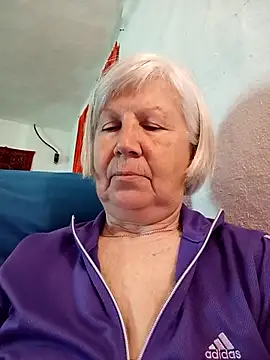 KlaudiaDarling online show from April 8, 10:04 am