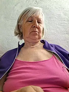 KlaudiaDarling online show from June 3, 2:08 pm