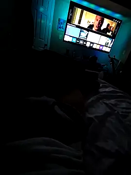 HoofedCylinder online show from March 19, 6:17 am