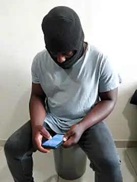 Bra-G online show from April 2, 12:58 pm