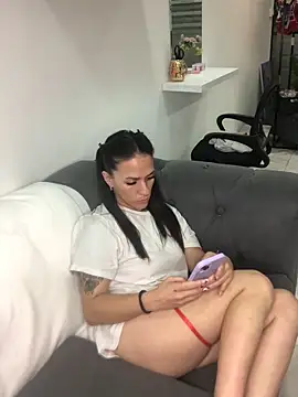 donatella07 online show from February 6, 12:59 am