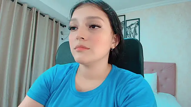Snapshot of littlemolly_walcott chatting on July 7, 11:42 pm littlemolly walcott online show from July 7, 11:42 pm