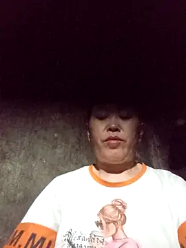 dakota-kis online show from April 18, 11:27 pm