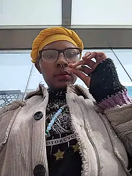 SynDarling6 online show from March 2, 5:20 pm