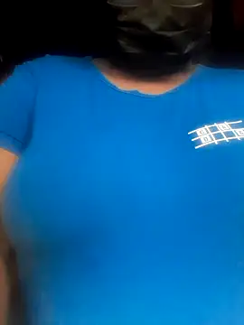 Snapshot of fingerbit07 chatting on February 13, 6:42 am fingerbit07 online show from February 13, 6:42 am