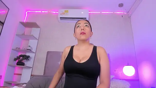 Evagatte online show from January 17, 3:44 am