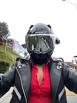 Scarlet auraa online show from March 18, 9:07 pm