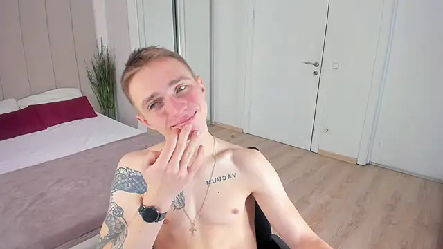 LEO  MILLER online show from January 5, 7:06 pm