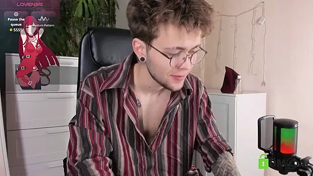 Tomas Norton online show from March 7, 3:09 pm