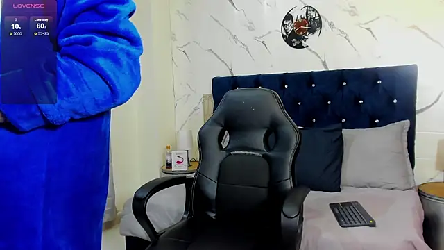 asher lux online show from April 21, 8:44 pm