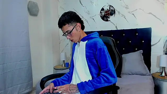 asher lux online show from April 22, 7:48 pm