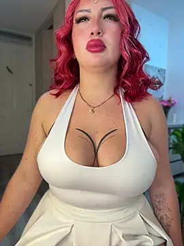 Snapshot of Talia_Foxx chatting on April 26, 12:19 am Talia Foxx online show from April 26, 12:19 am