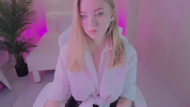 DianaDanian online show from January 8, 2:14 am