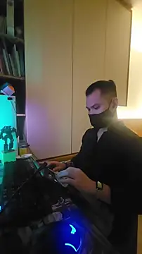 OnlyHand9x online show from February 4, 5:52 pm