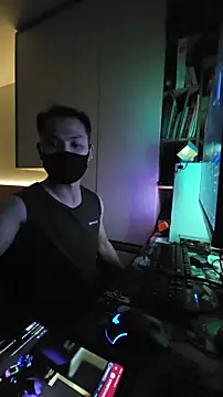 OnlyHand9x online show from April 14, 4:13 pm